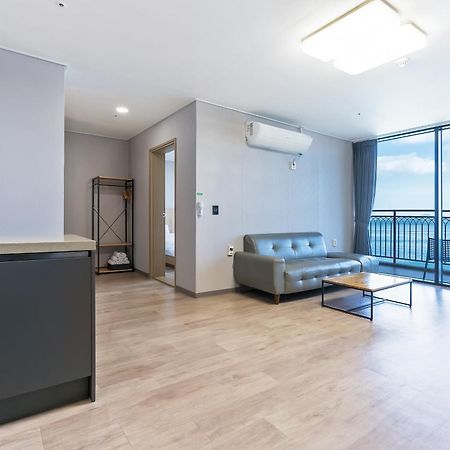 Gold Beach Resort Yeosu Εξωτερικό φωτογραφία