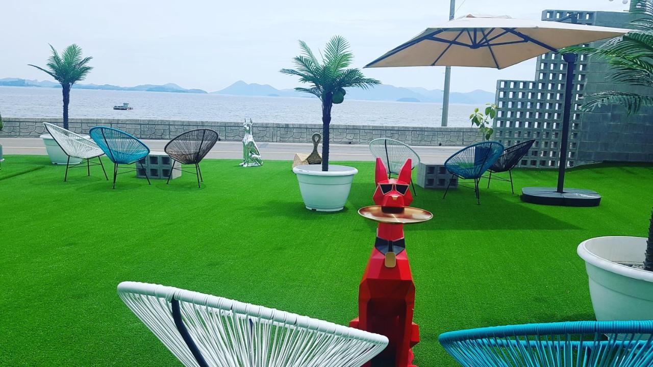 Gold Beach Resort Yeosu Εξωτερικό φωτογραφία