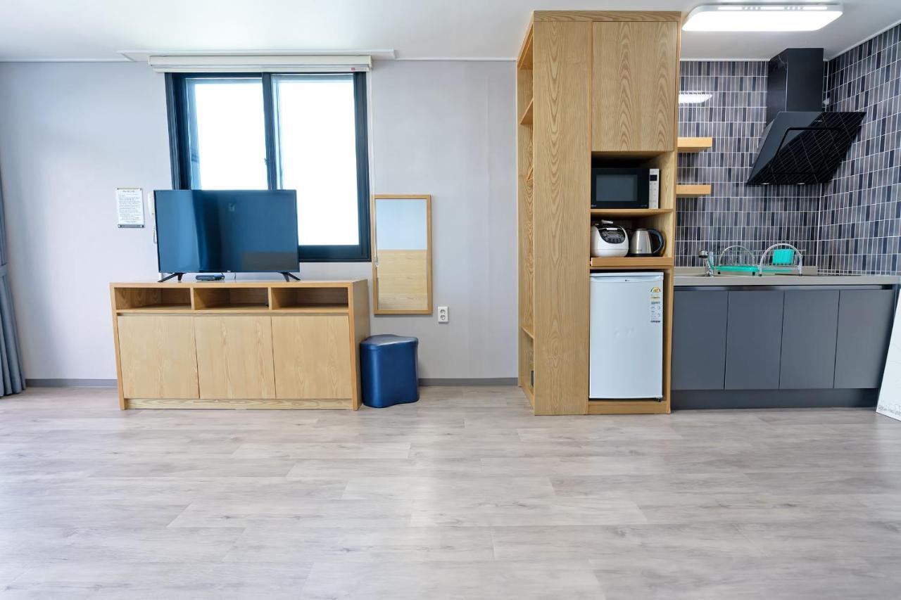 Gold Beach Resort Yeosu Εξωτερικό φωτογραφία