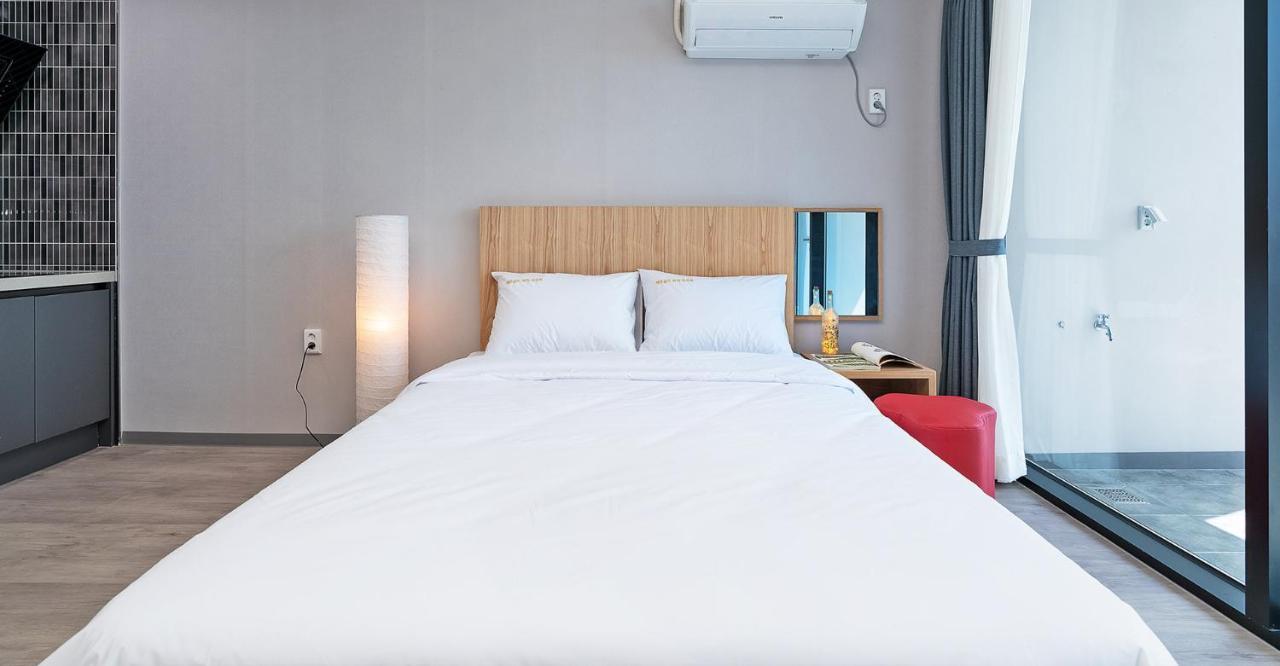 Gold Beach Resort Yeosu Εξωτερικό φωτογραφία