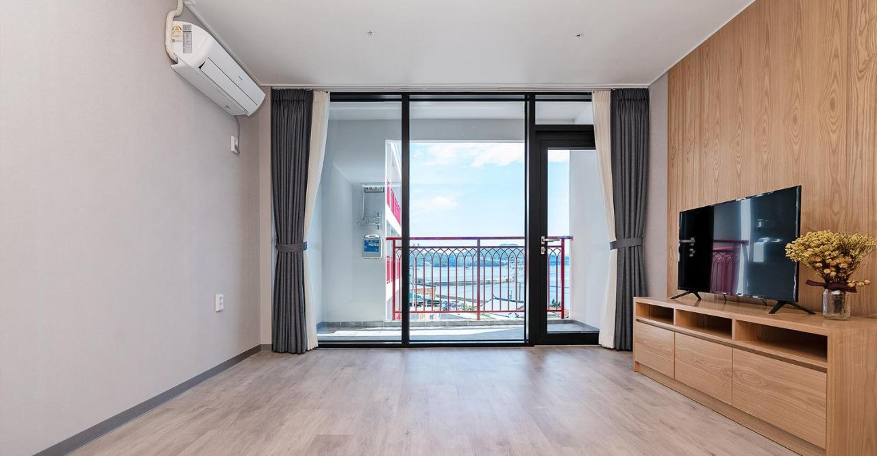 Gold Beach Resort Yeosu Εξωτερικό φωτογραφία